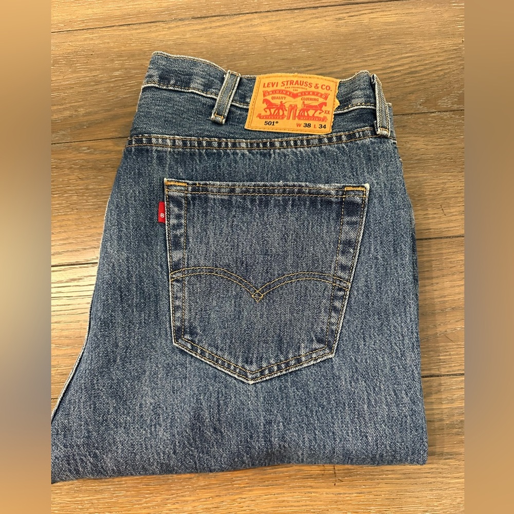 Levi's 501 Button Fly‎ Jeans Size 38x34 Gently Worn
